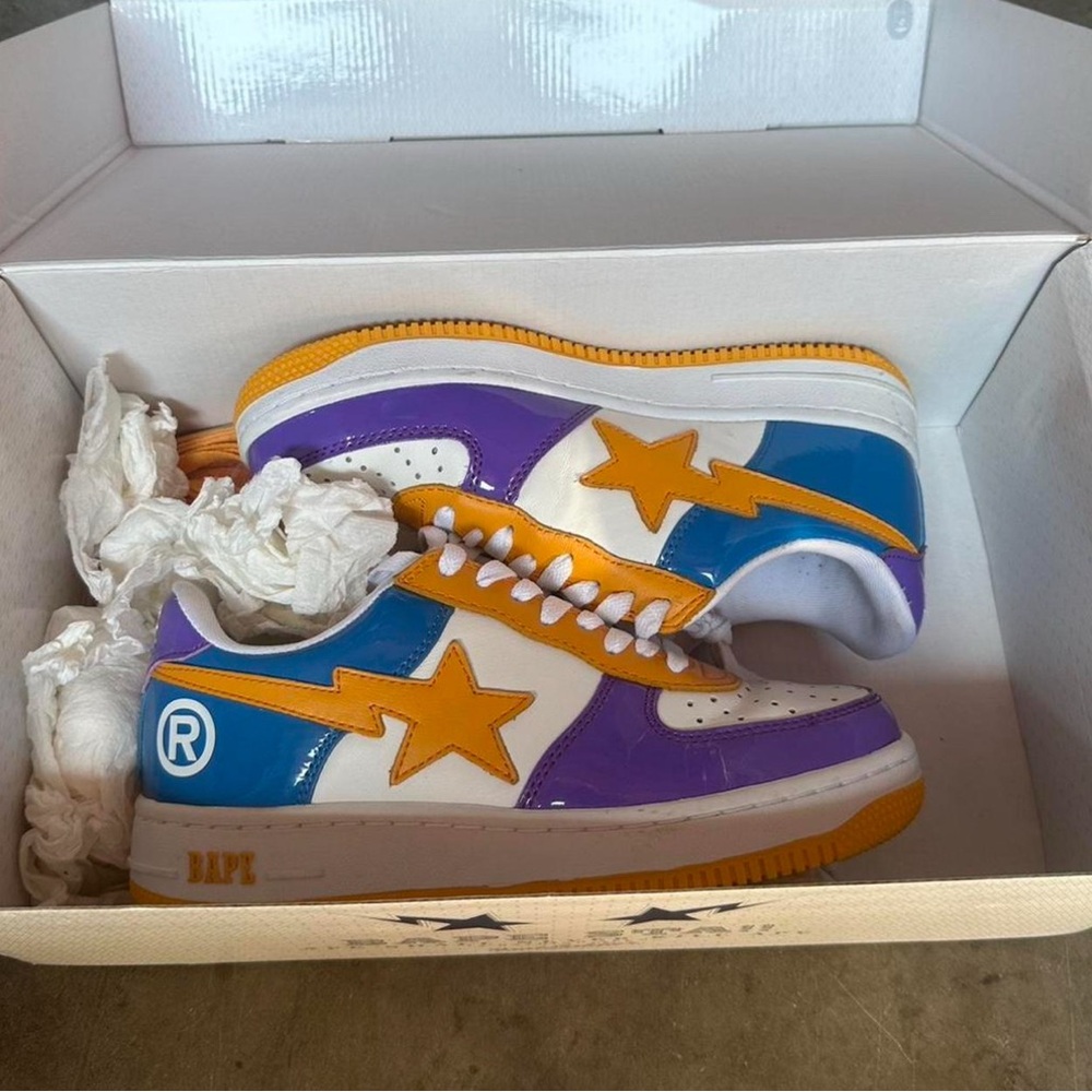 2009 Los Angeles Bape Store Exclusive Sneakers / Bapesta